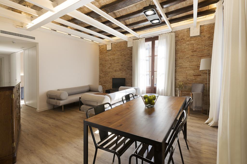 Deco Barcelona-born Apt. Apartment *