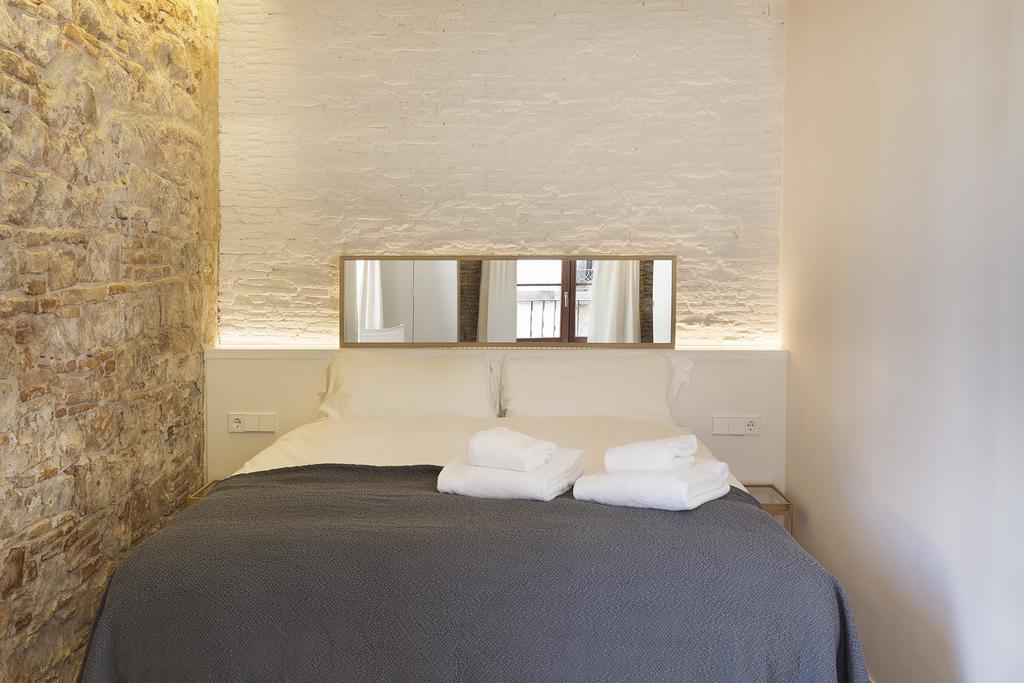 Apartment Deco Barcelona-born Apt. *