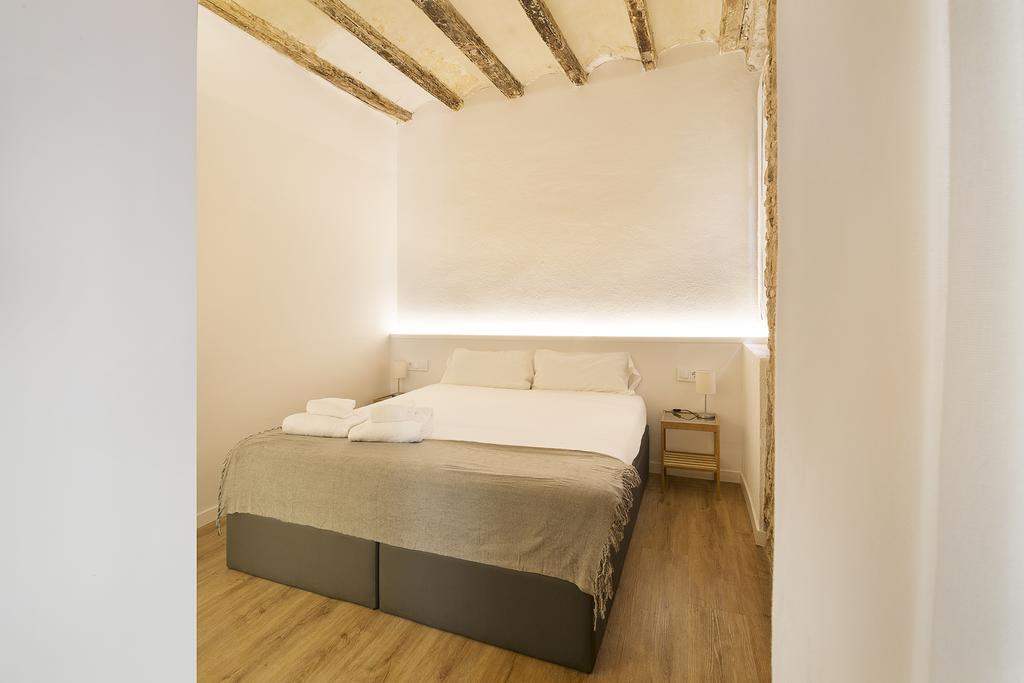Apartment Deco Barcelona-born Apt. *