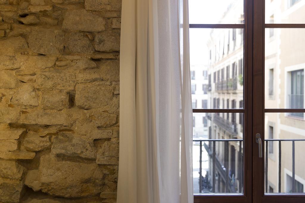 Deco Barcelona-born Apt.