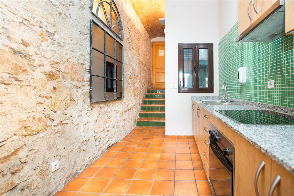 Ainb Ramblas-guardia Apartamento