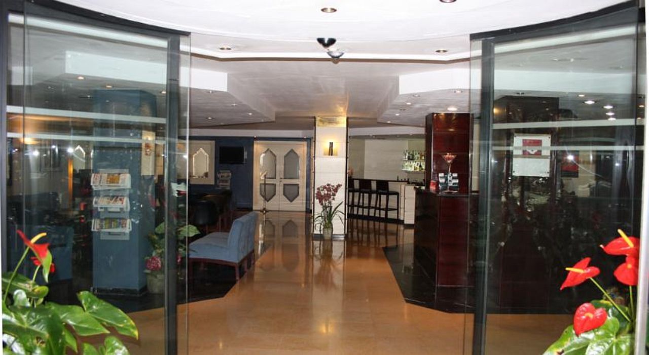 Hotel Arenas Atiram Barcelona