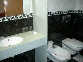 Hotel Comercio *