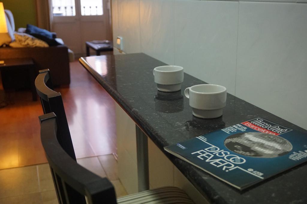 Aparteasy - Montjuic & Fira Apartment