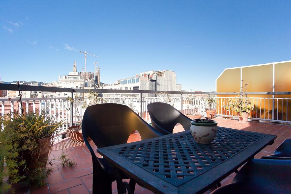 Aparteasy - Atic Sagrada Familia *