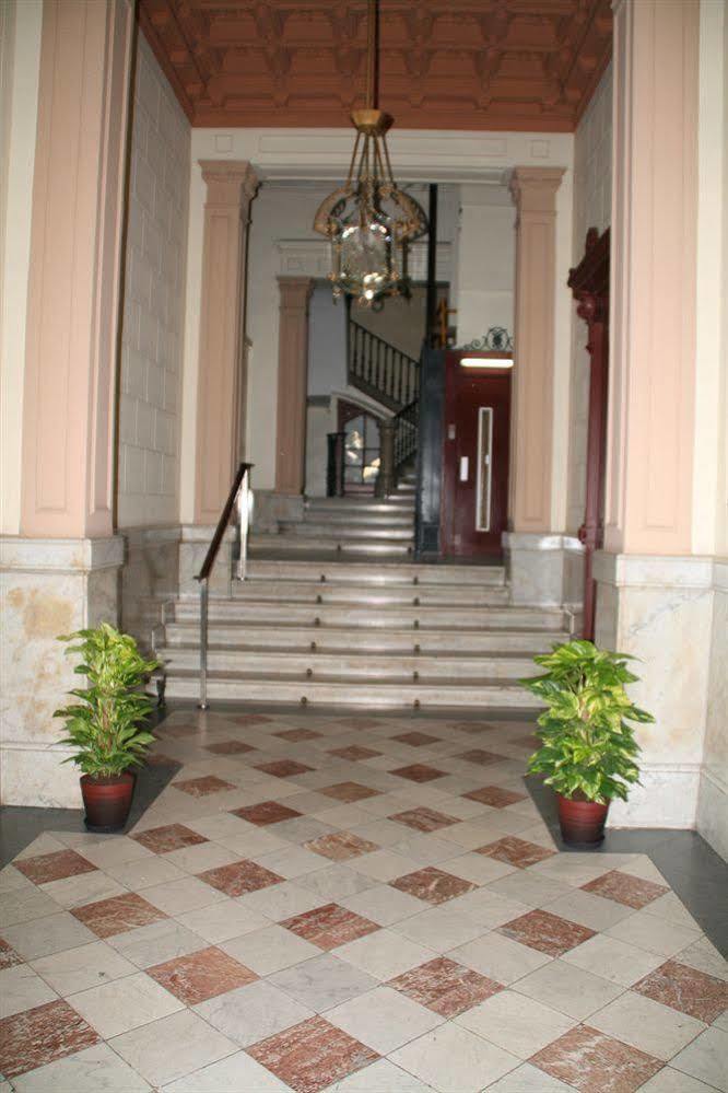 Apartamento Sibsbcn- Rambla- Family Friends Business *