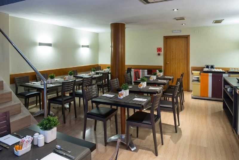 Hotel Catalonia Roma 3*