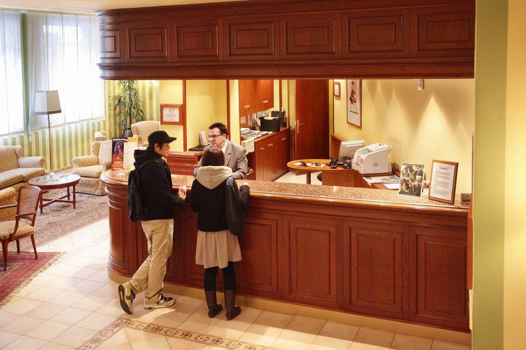 Hotel Regencia Colón 3*