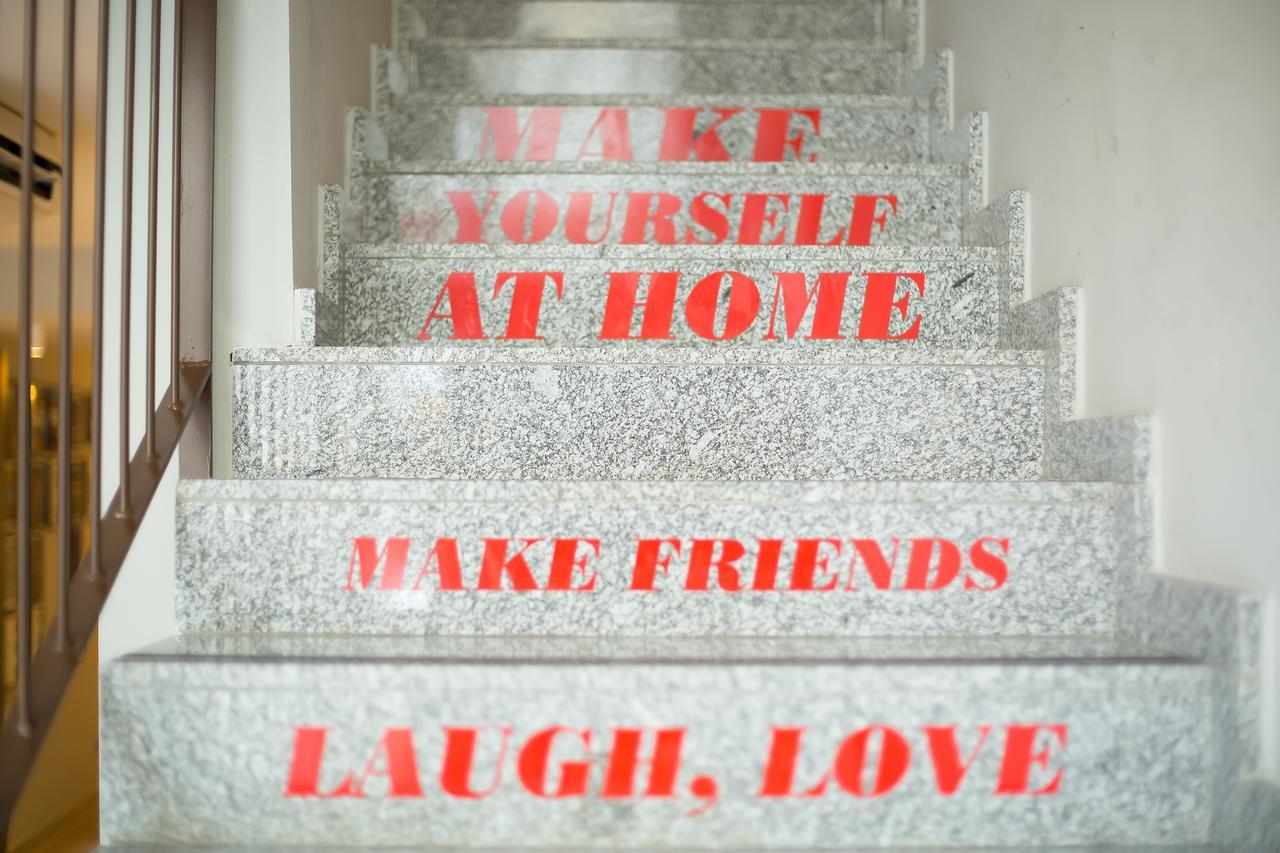Yeah *