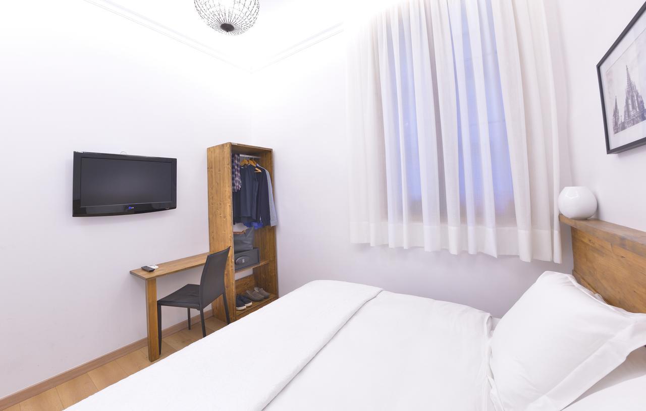 Girona Guest house Barcelona
