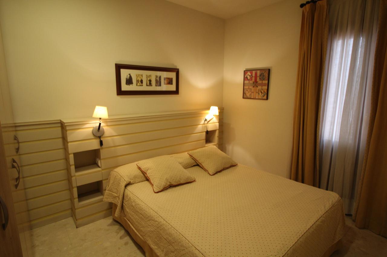 St. Jordi Comtal Apartment