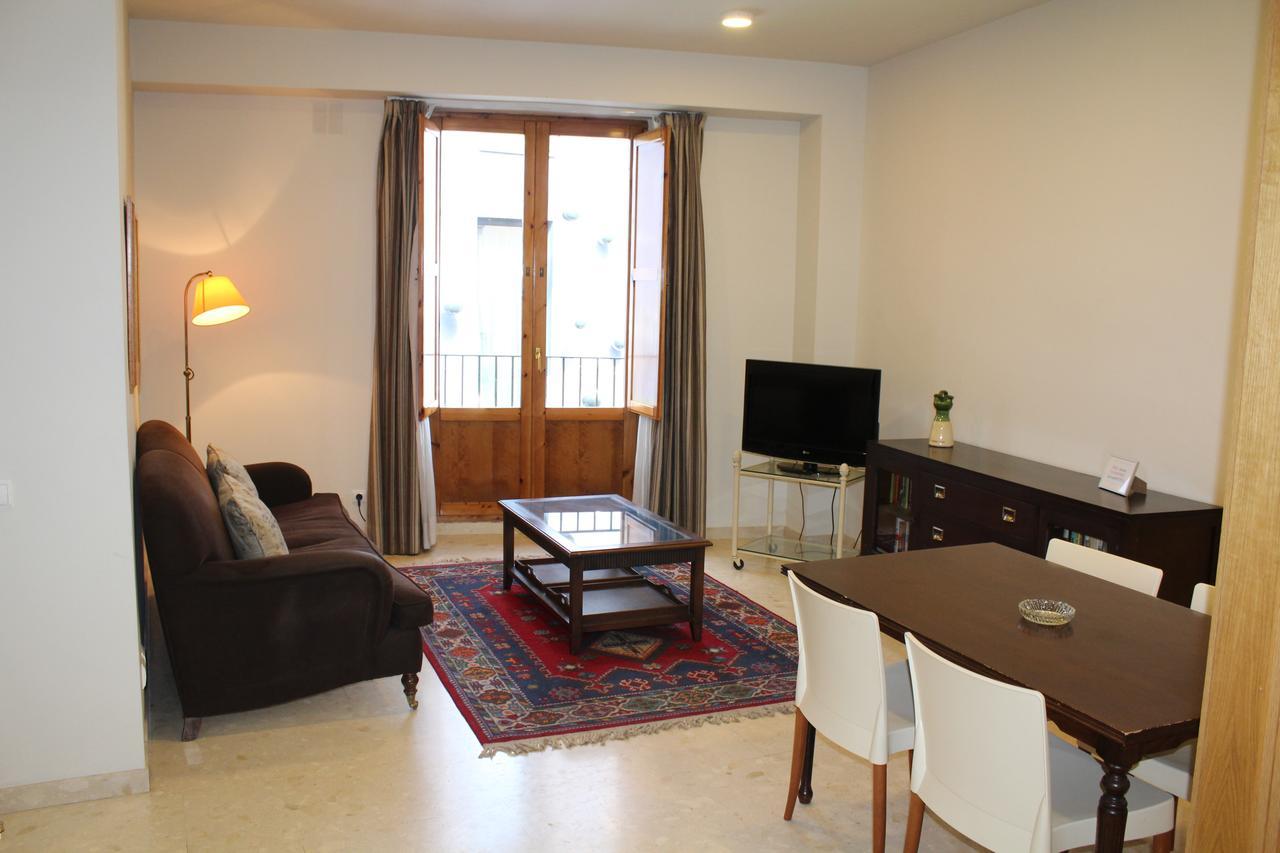 St. Jordi Comtal Apartment