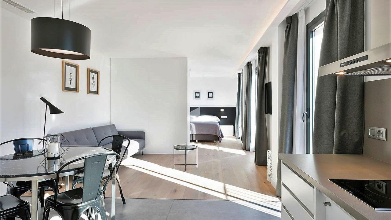 Murmuri Mercader Apartahotel