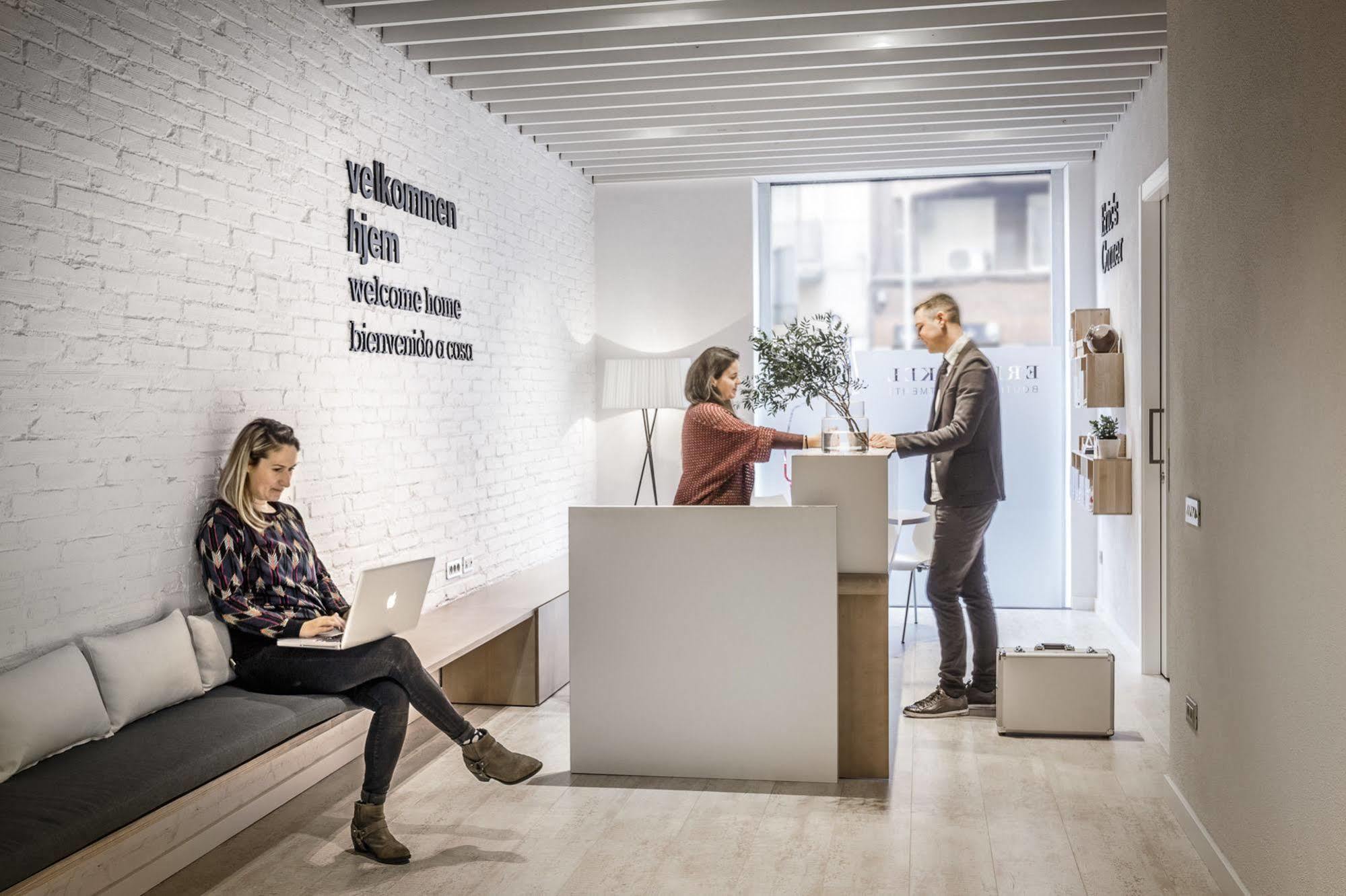 Eric Vökel Boutique – Sagrada Familia * Barcelona