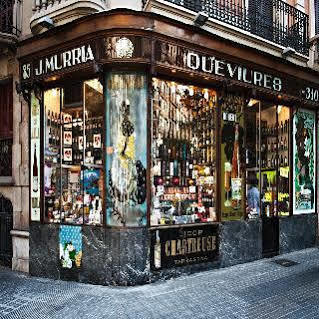 Eric Vökel Boutique – Sagrada Familia *