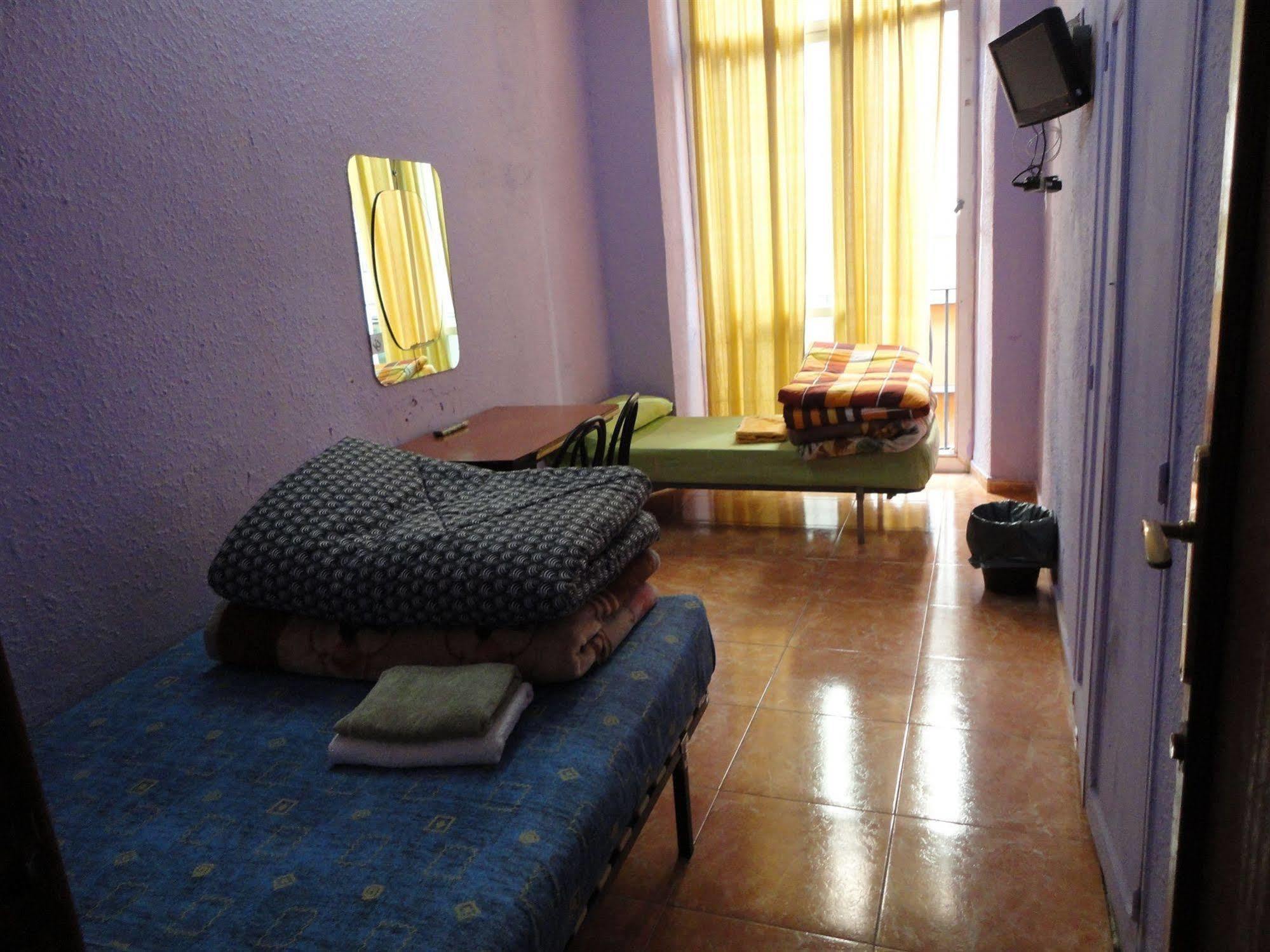 Hostal Station *