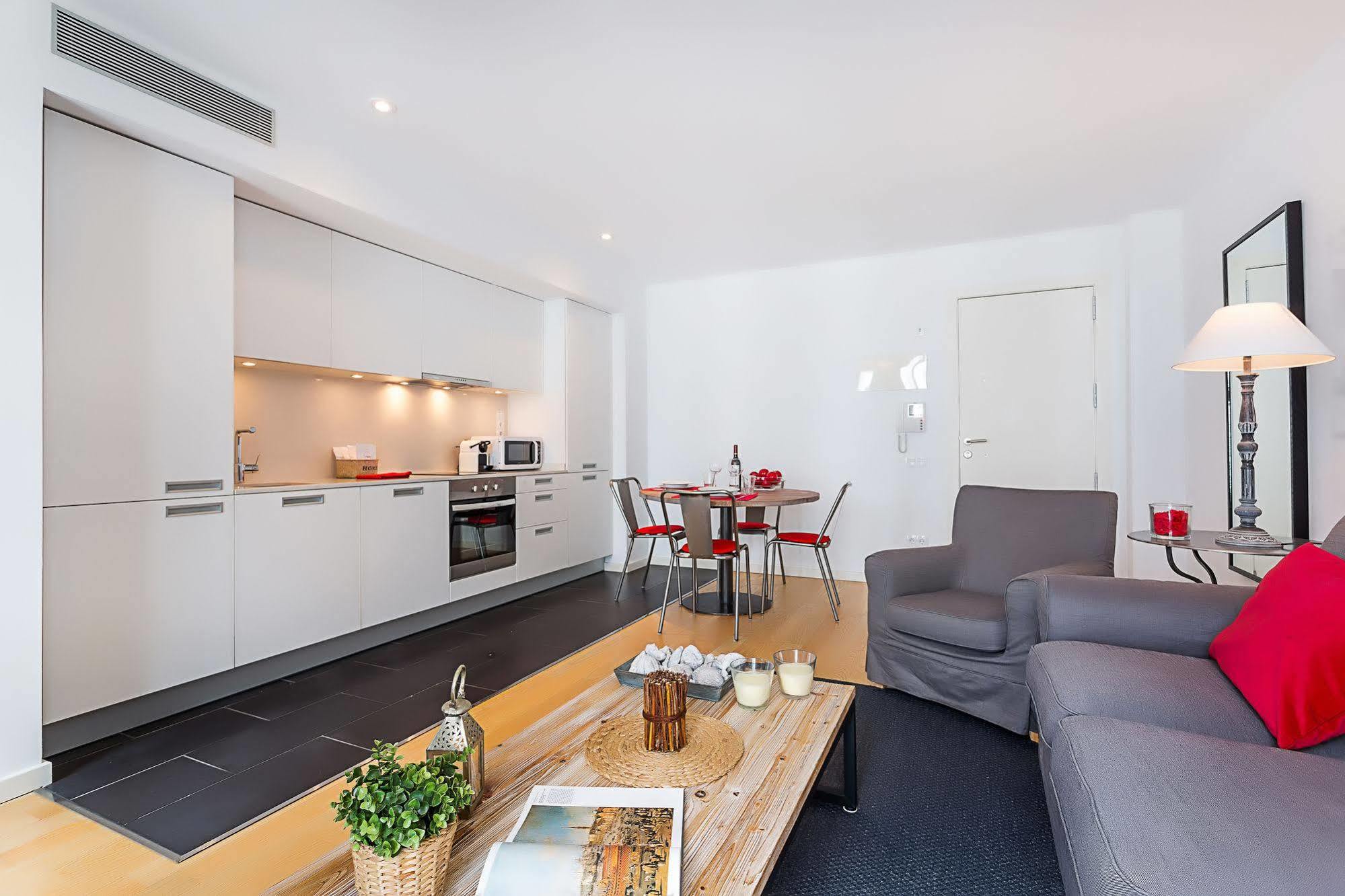 Urban District - Rambla & Pool Apartamento