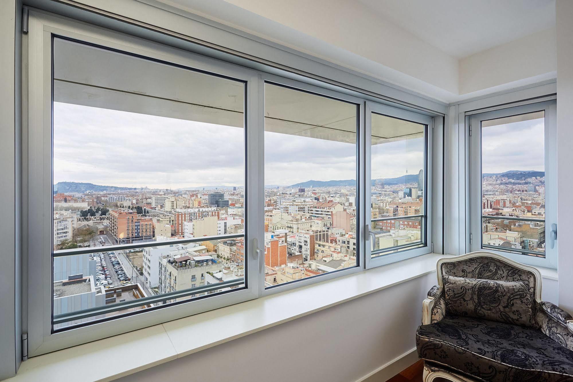 Urban District - Rambla & Pool *