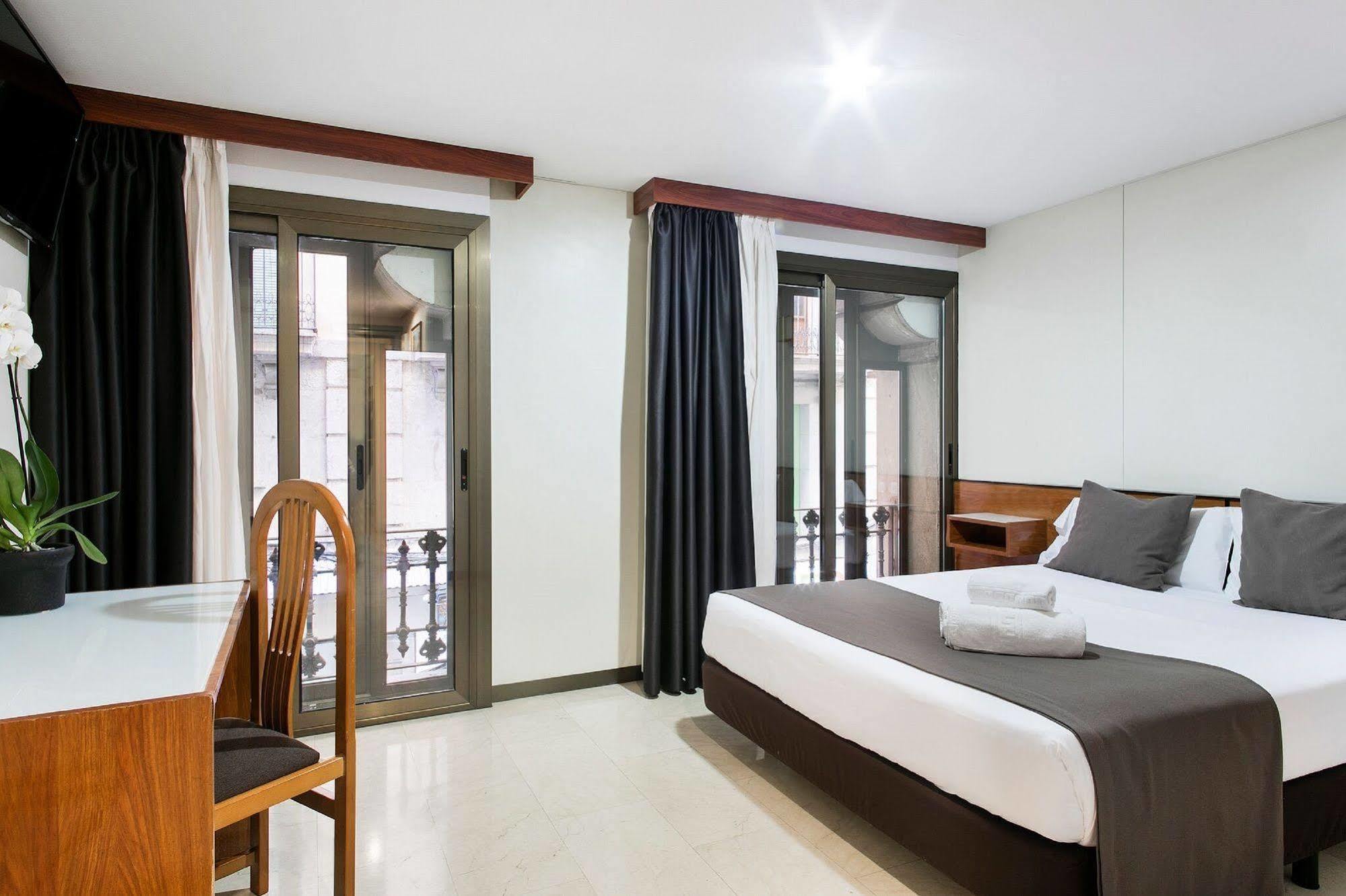 Hotel Condal 3*