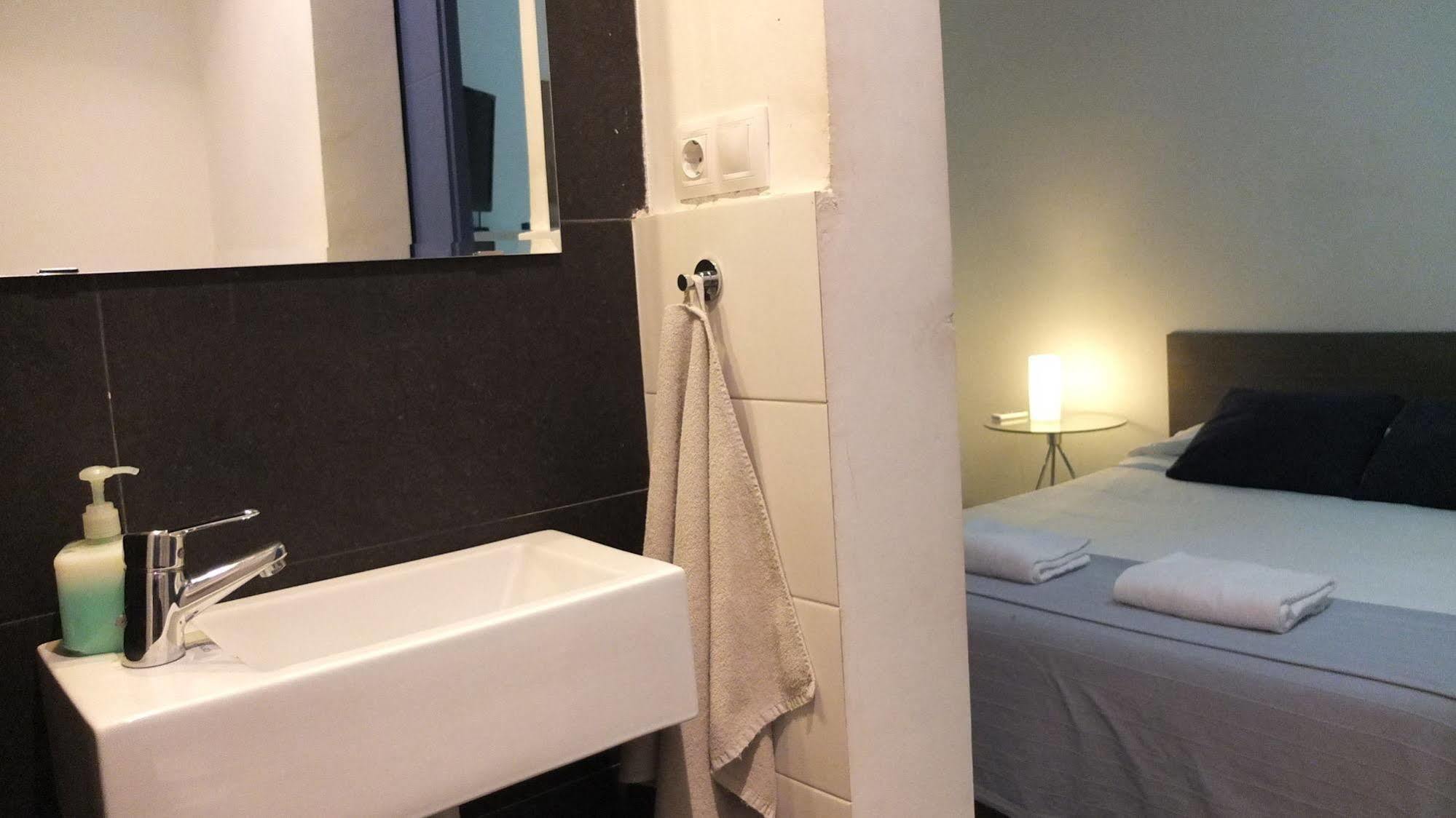 No Limit Barcelona Central Hostel Barcelona