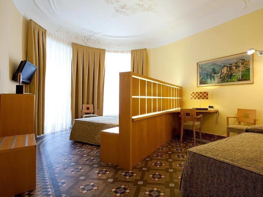 Hotel Nouvel Barcelona