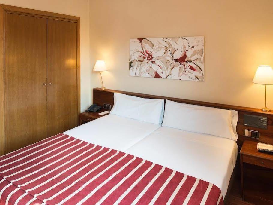 Catalonia Roma 3*