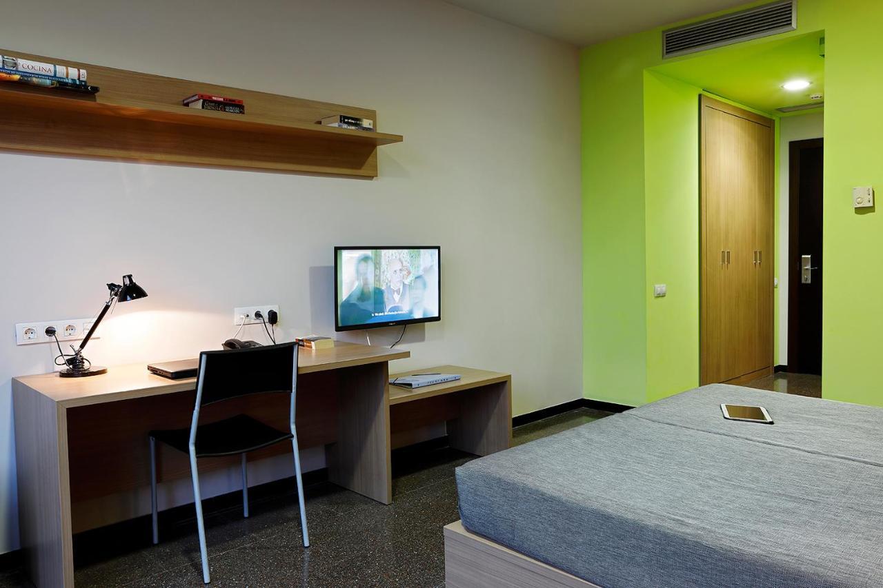 Apartamento àgora Bcn. Residencia Universitaria Internacional *