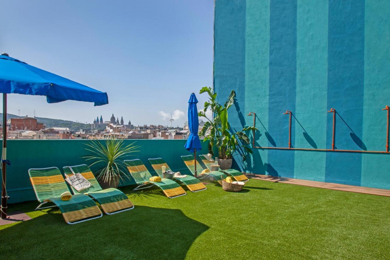 Chic & Basic Velvet Hotel