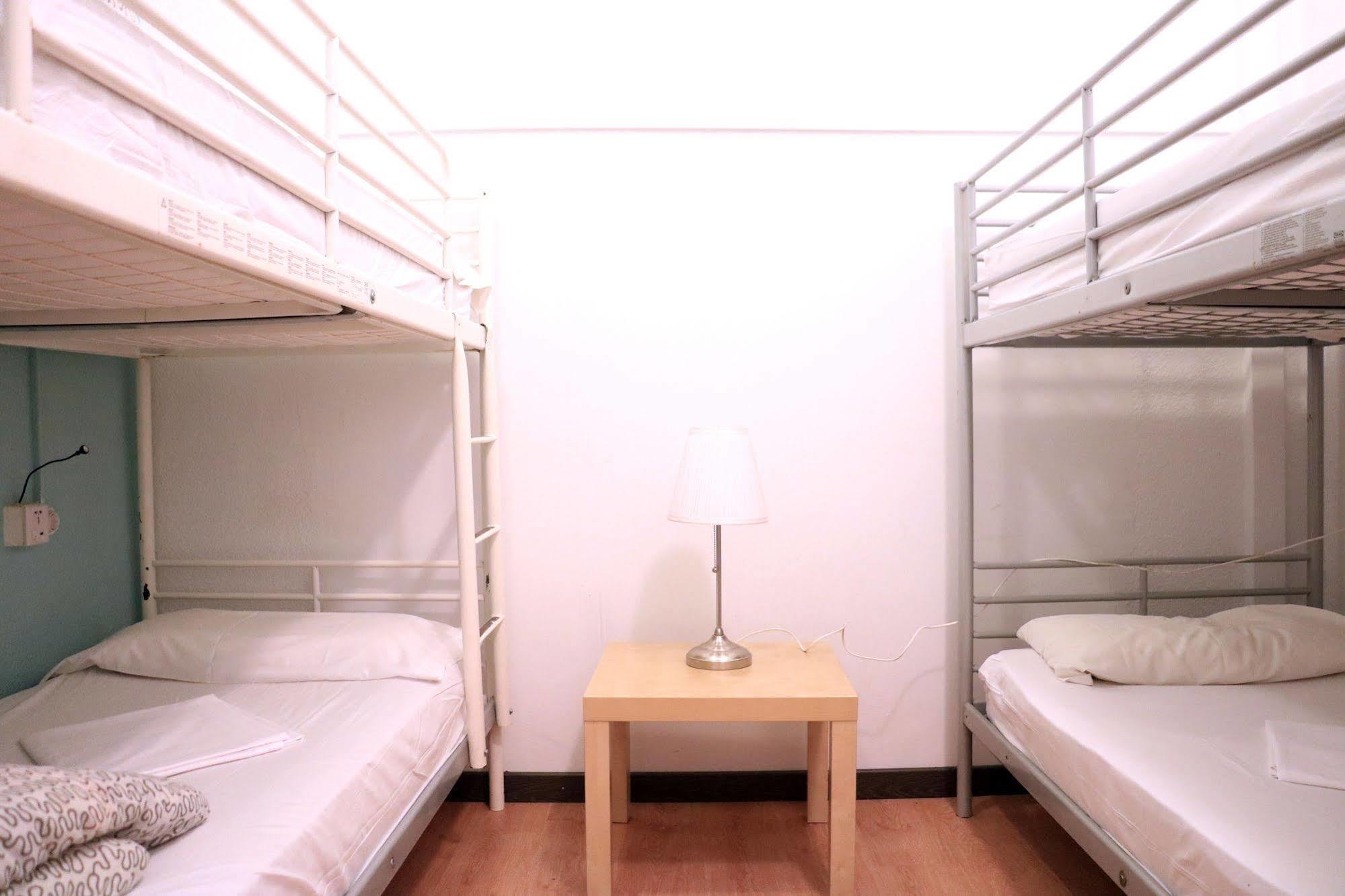 Casa Barcelo Hostal Barcelona