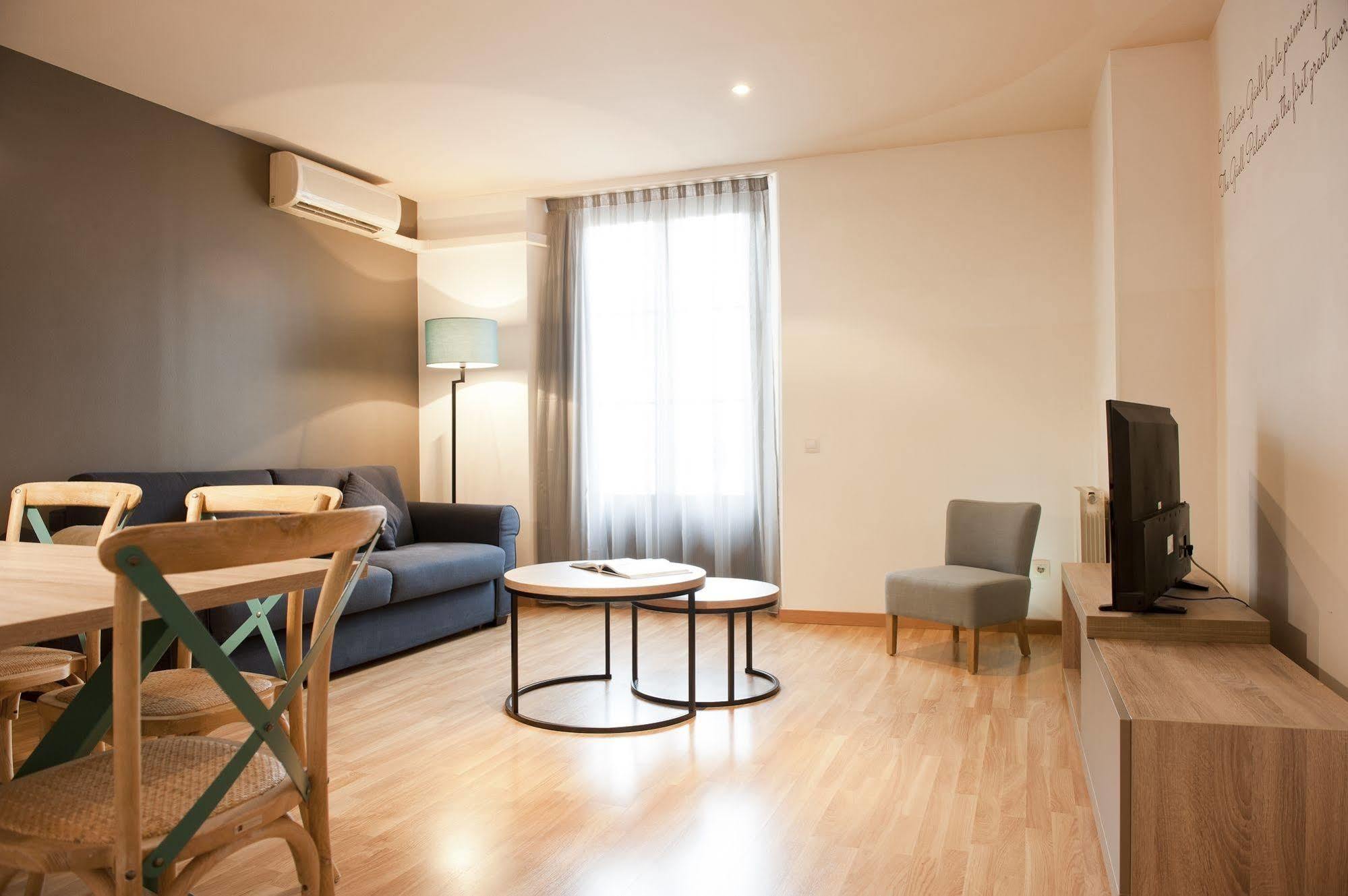 Mh Ramblas Apartment *