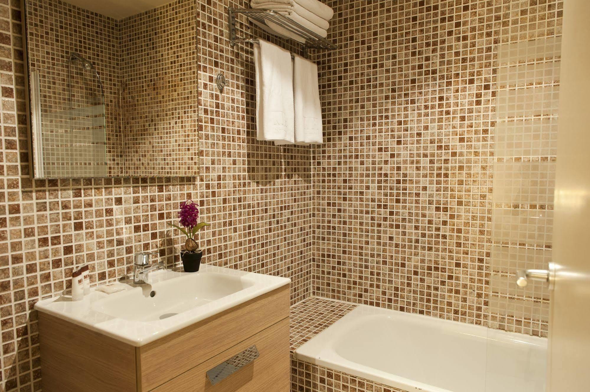 Apartment Mh Ramblas Barcelona