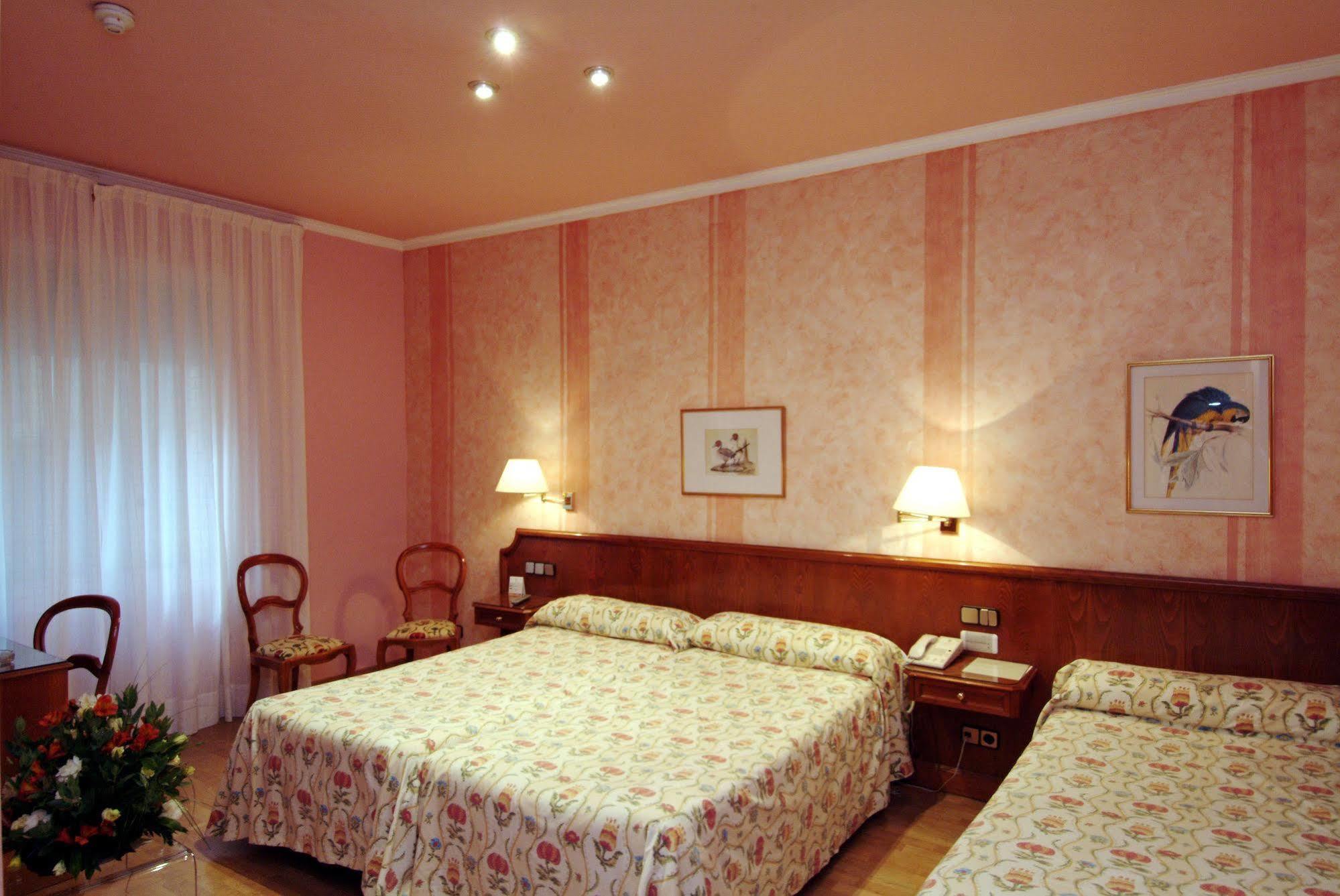 Regencia Colón Barcelona