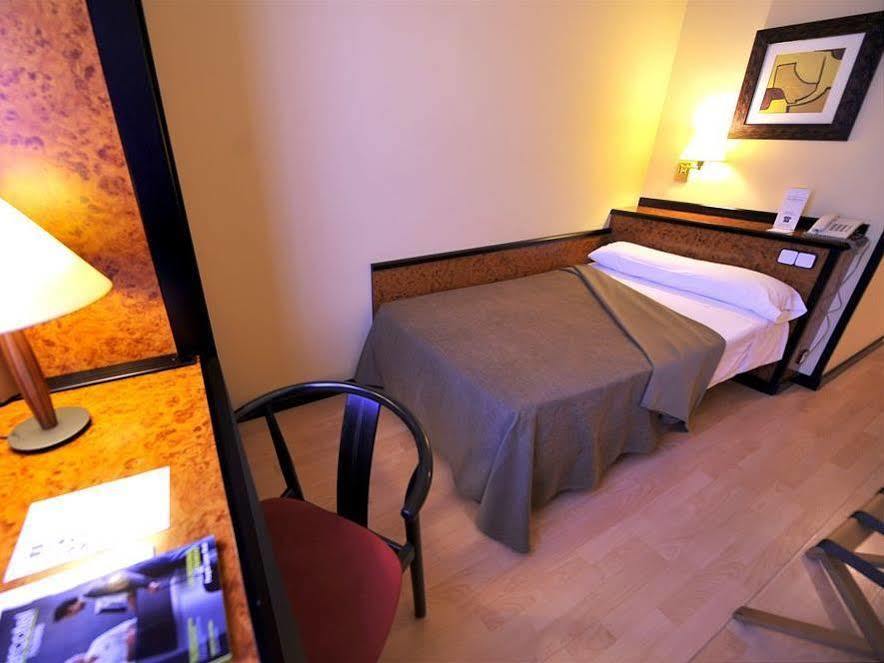 Glories Hotel