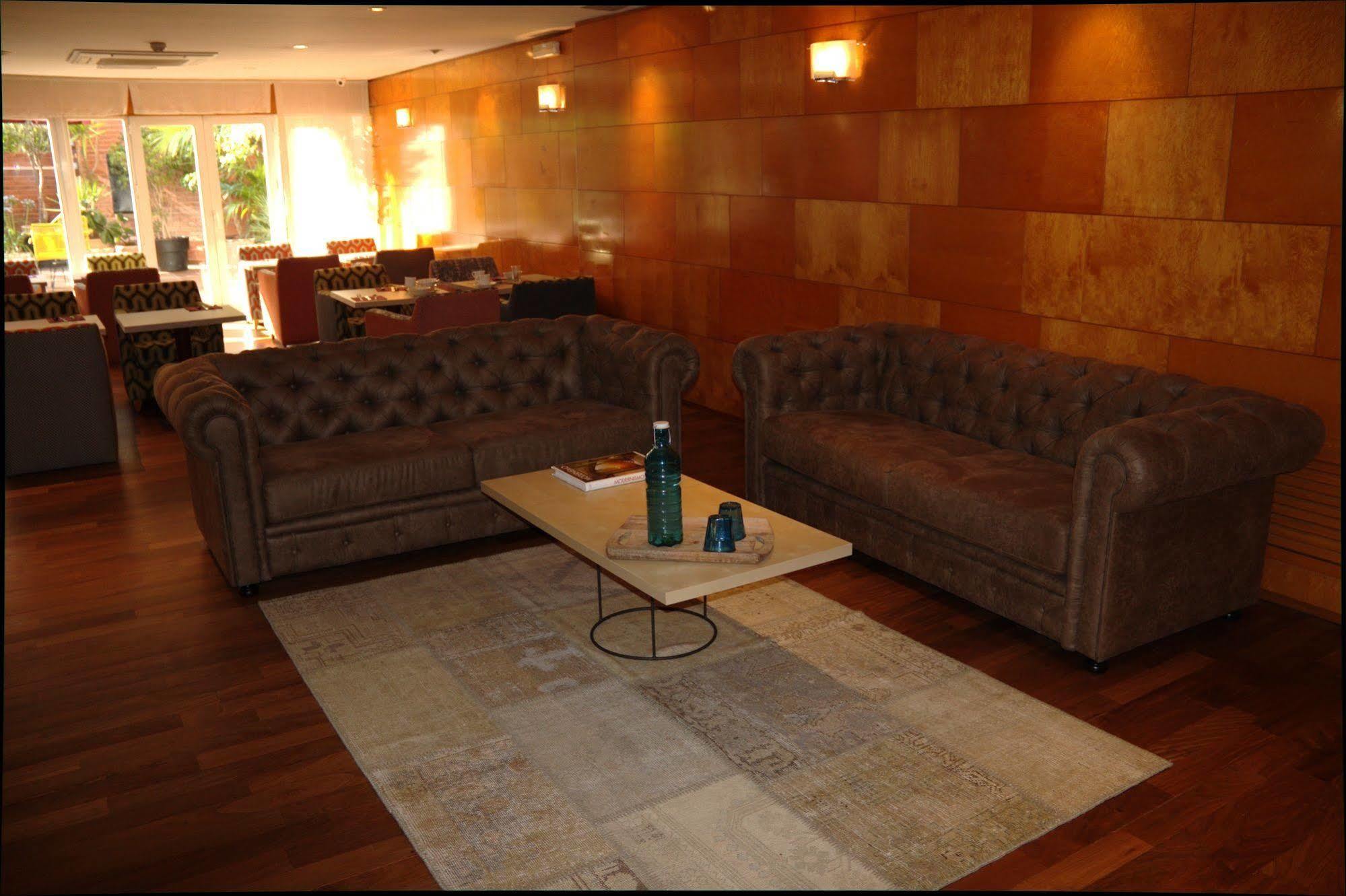 Hotel Chic & Basic Velvet