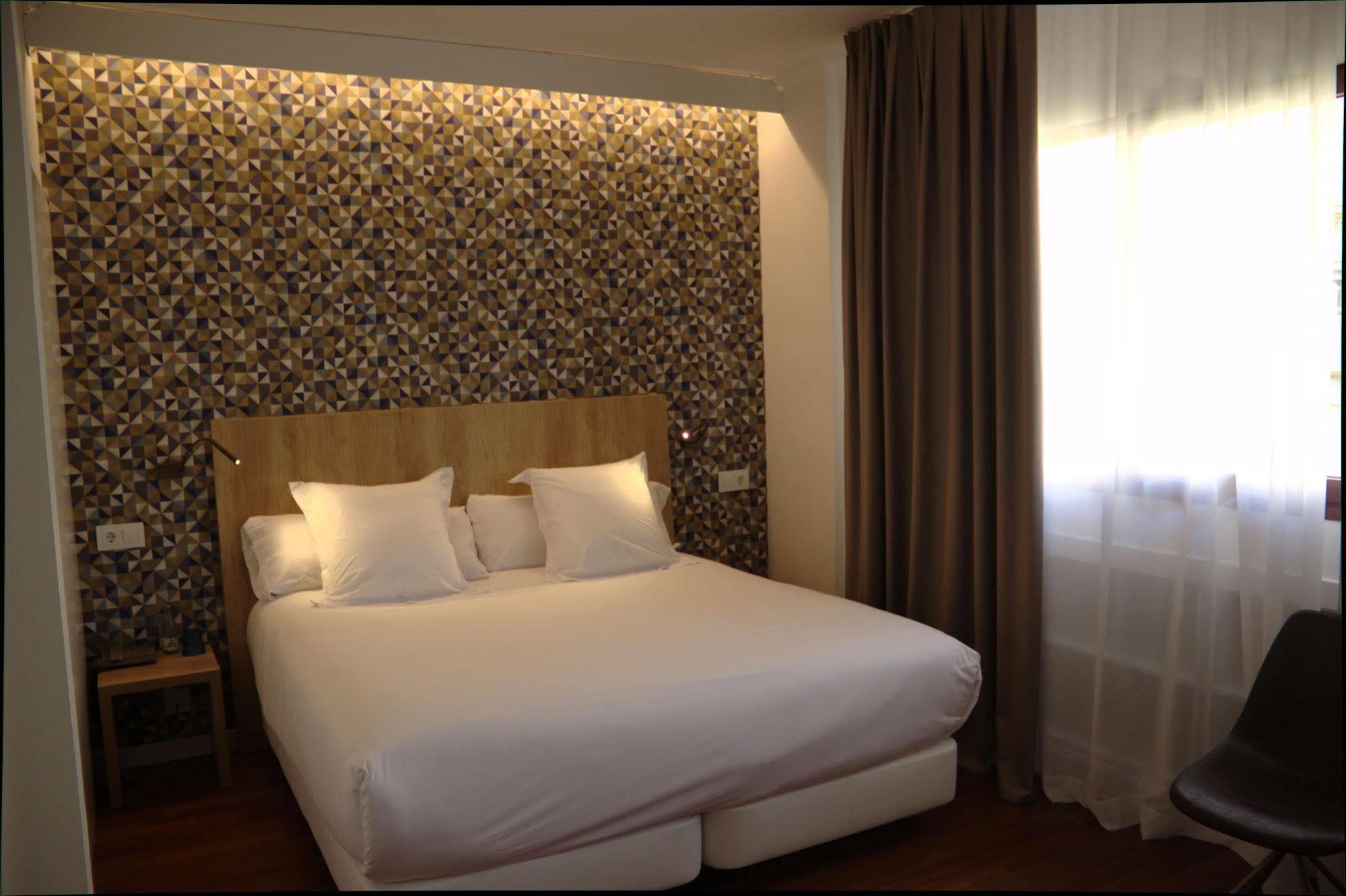 Hotel Chic & Basic Velvet 3*