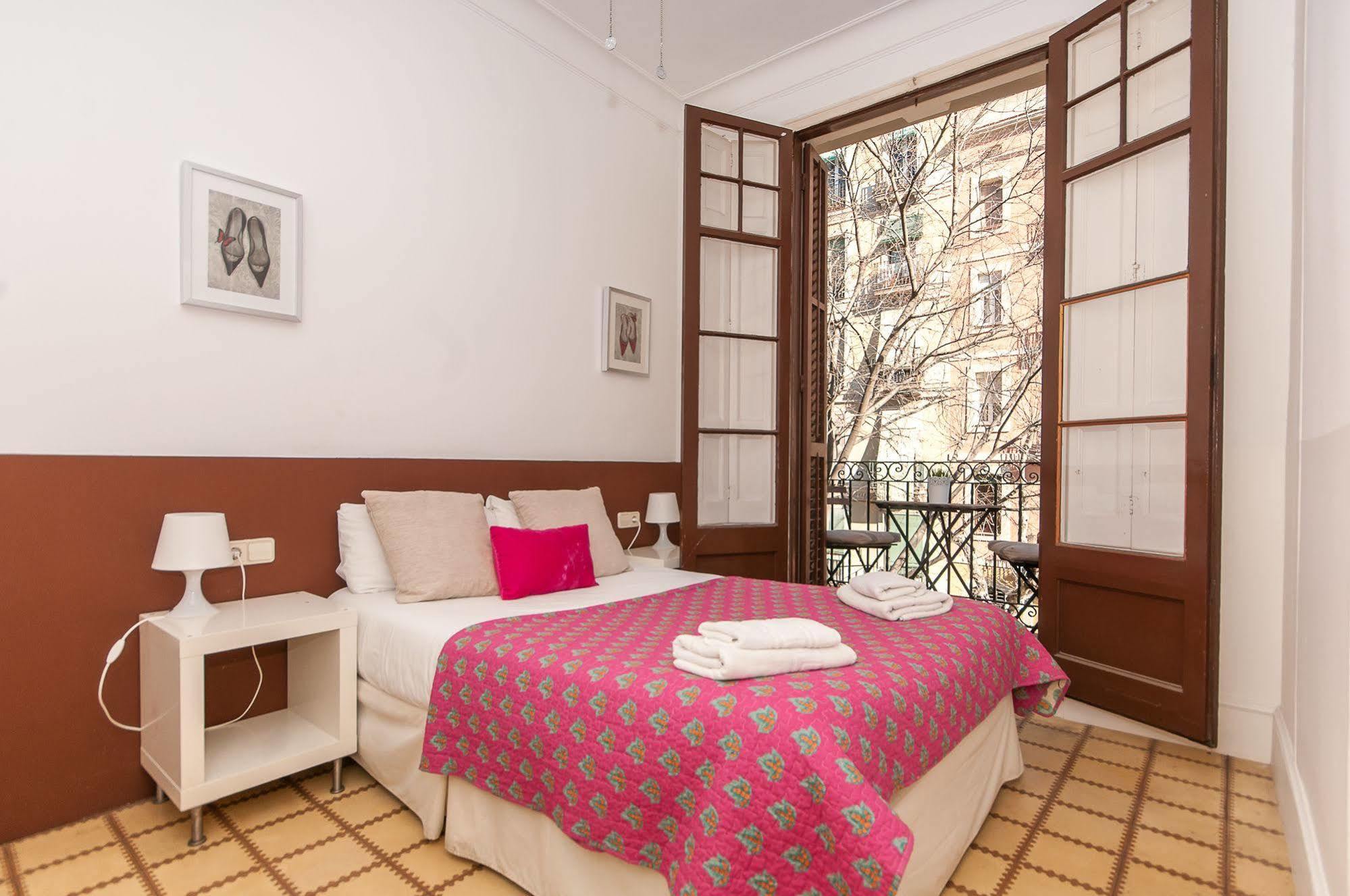 Trivao Sant Antoni Market Apartamento *