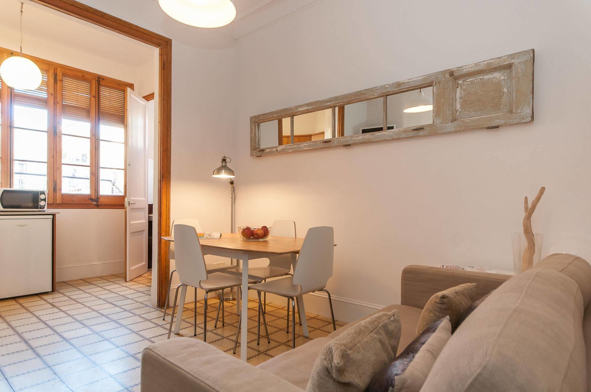 Trivao Sant Antoni Market Apartamento
