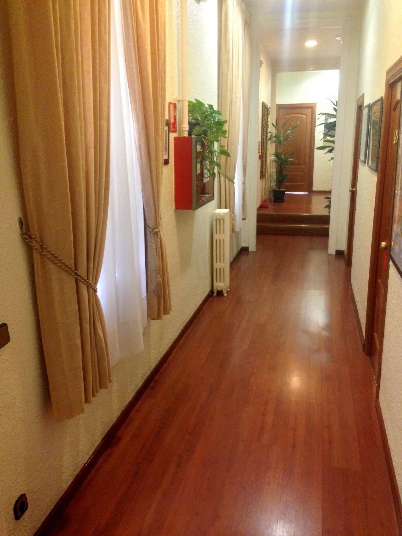 Apartamento Pelayo Deluxe Barcelona