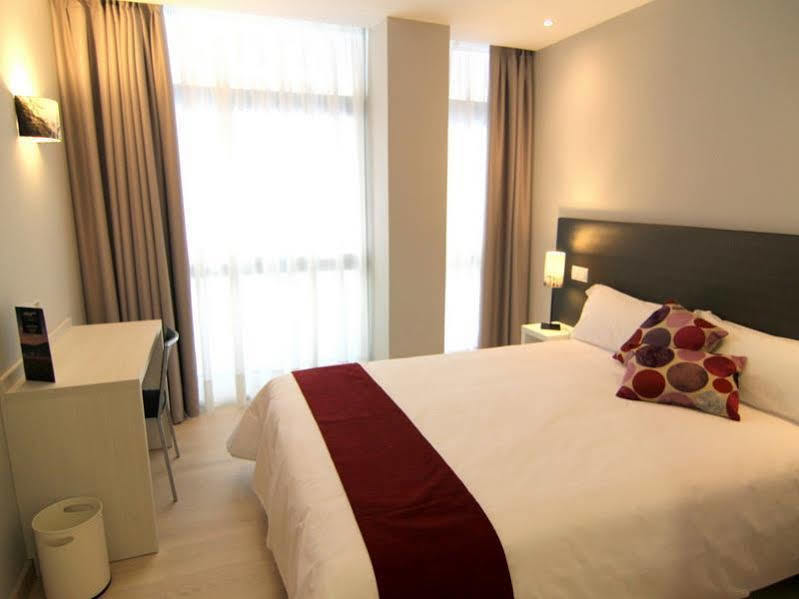Guest house Aslyp 114 Barcelona