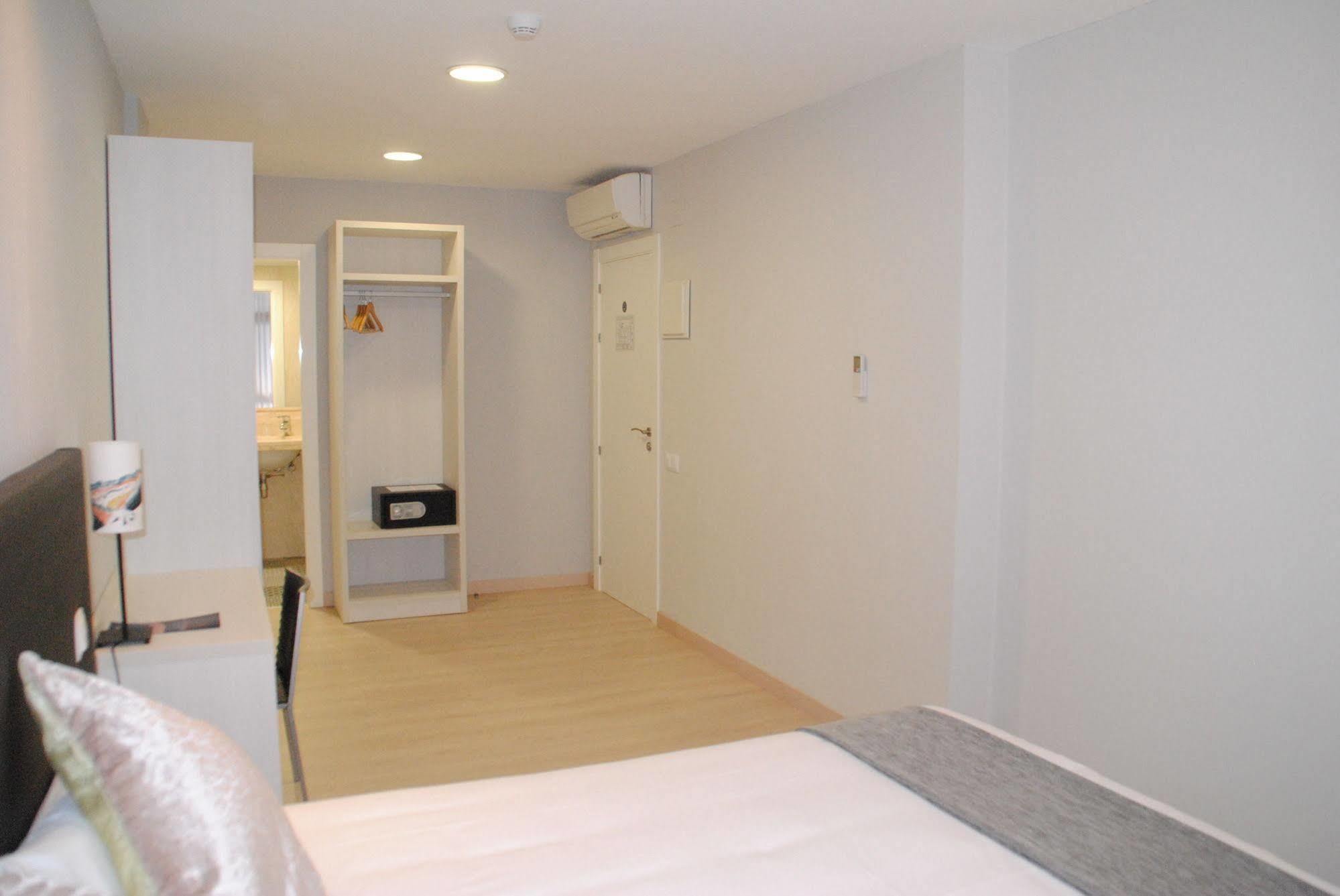 Aslyp 114 Guest house