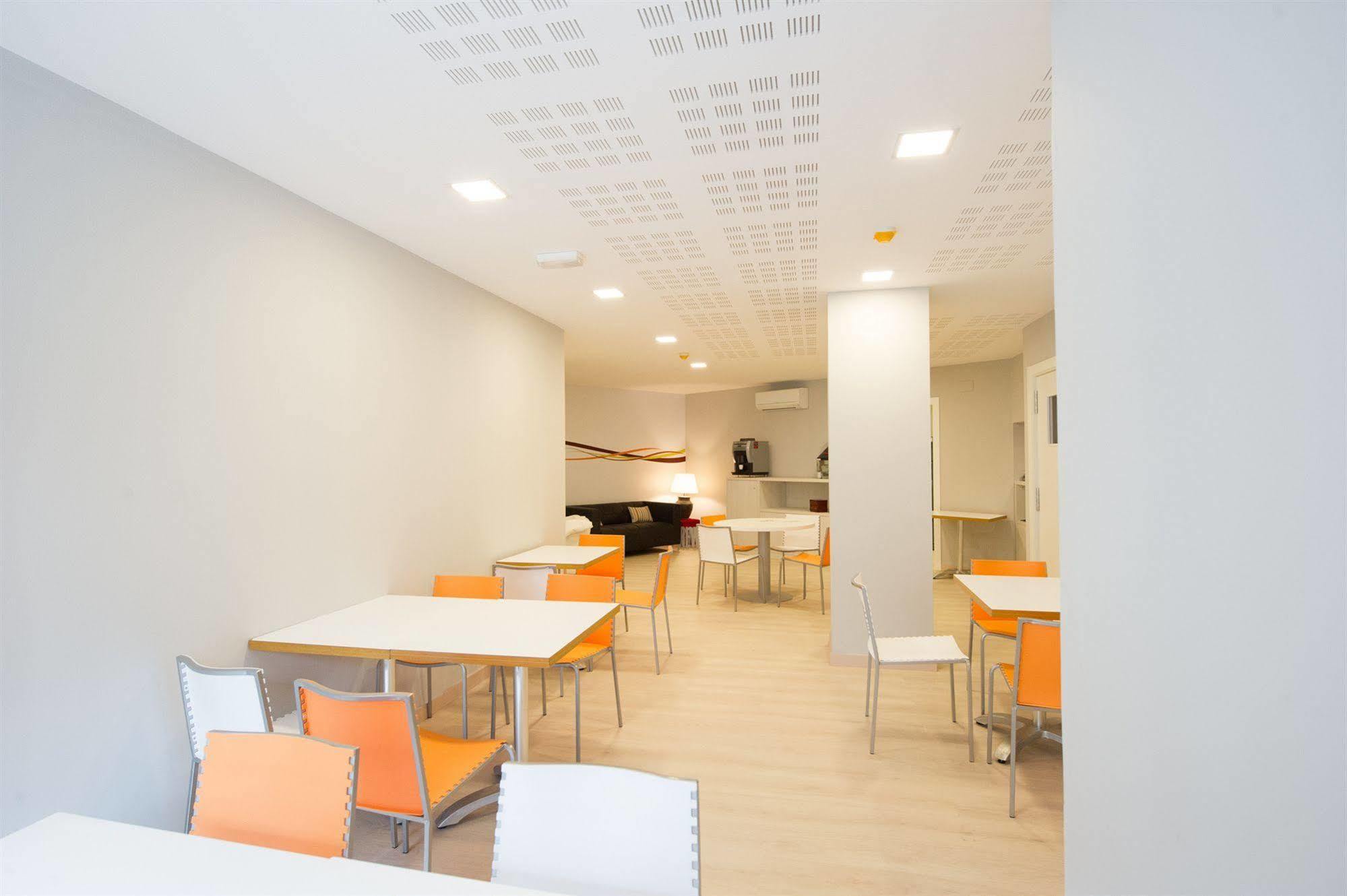 Aslyp 114 Pensión Barcelona