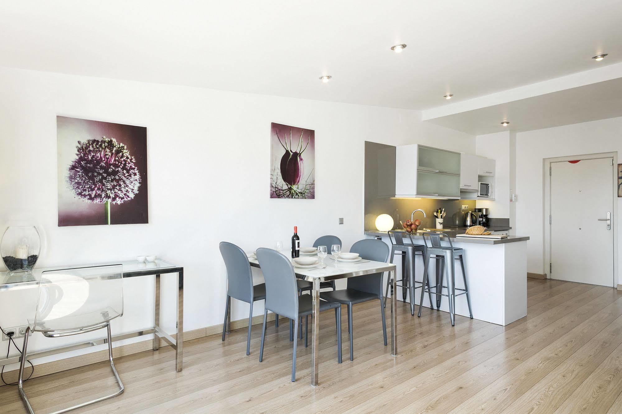 Apartment Aspasios Ramblas Barcelona