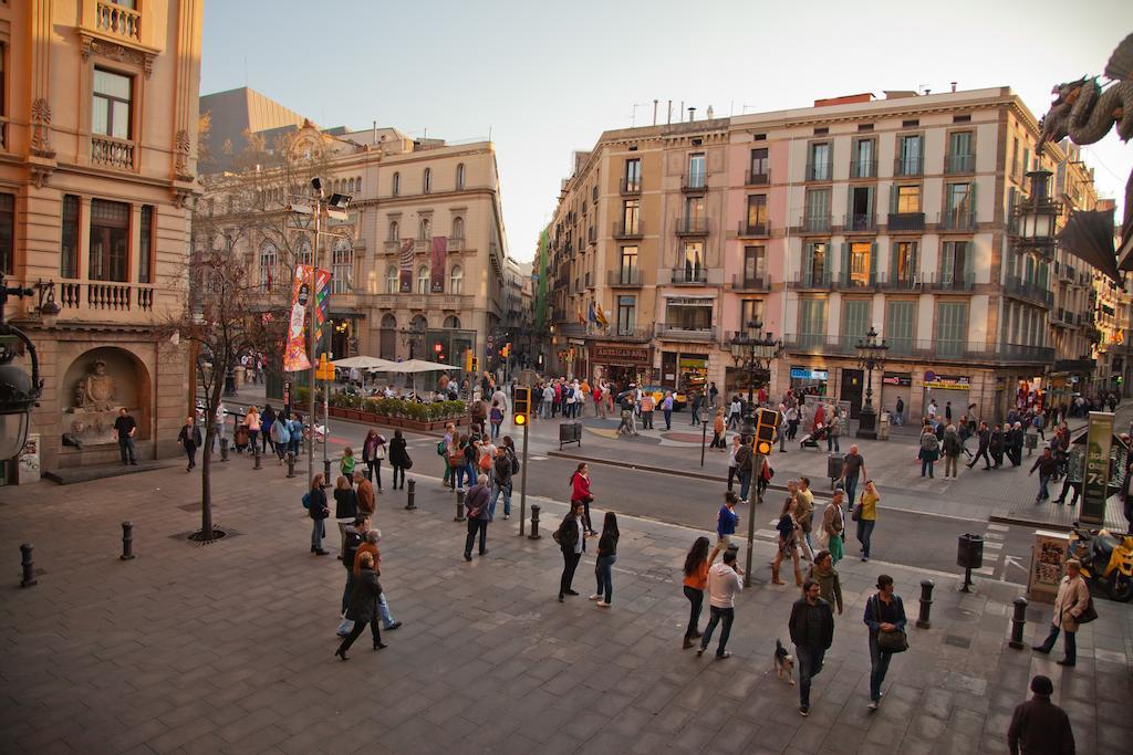 Paris Barcelona