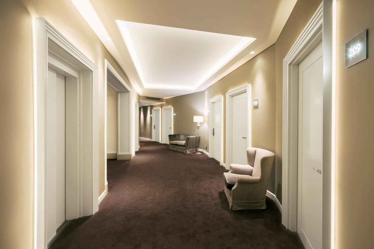 Hotel Lamaro