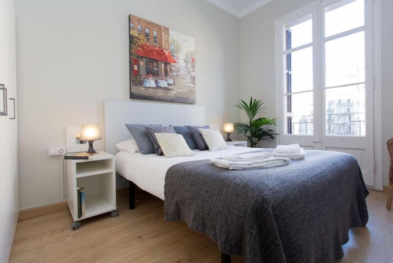 Priority Fira Apartments