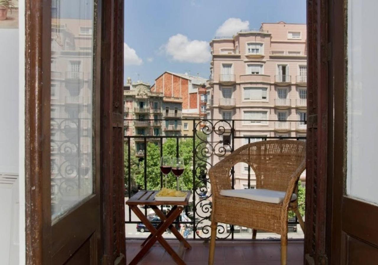 Priority Fira Apartments