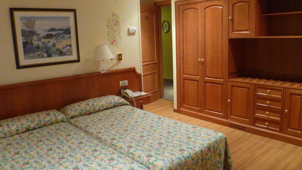 Hotel Regencia Colón 3*