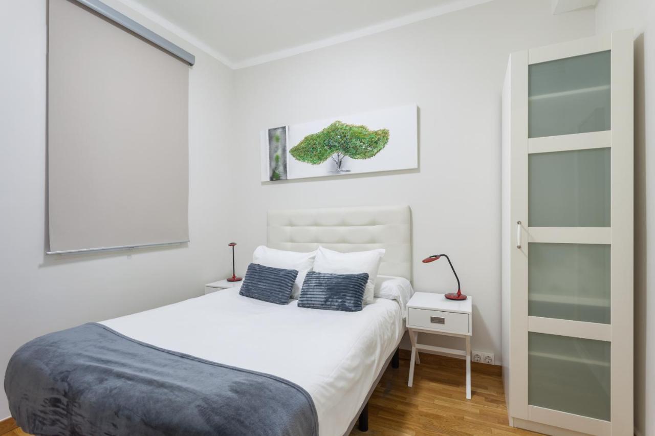 Apartment Art House Fira Apartments *