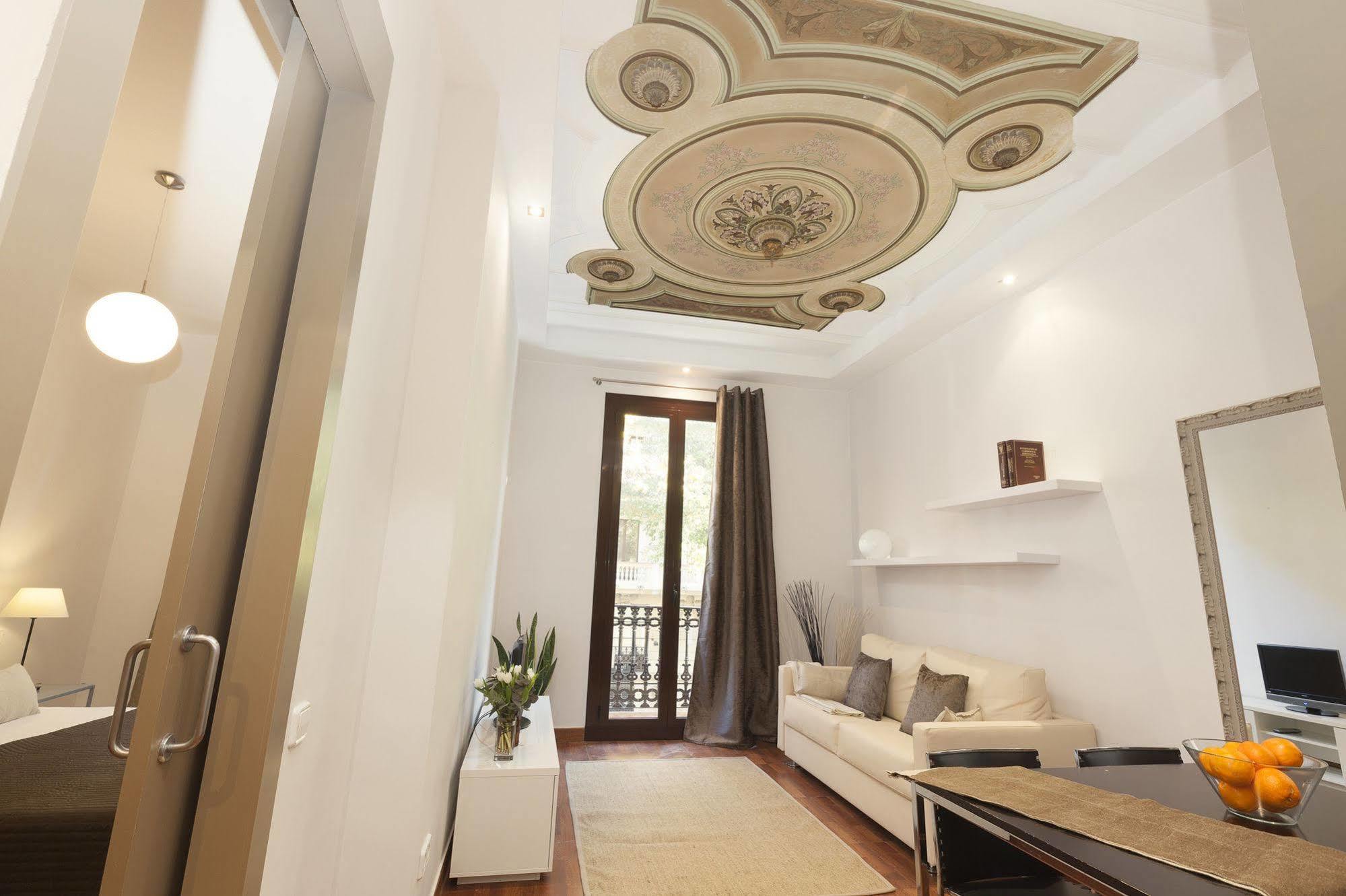 Easy Sleep Gaudi Terrace Apartamento Barcelona