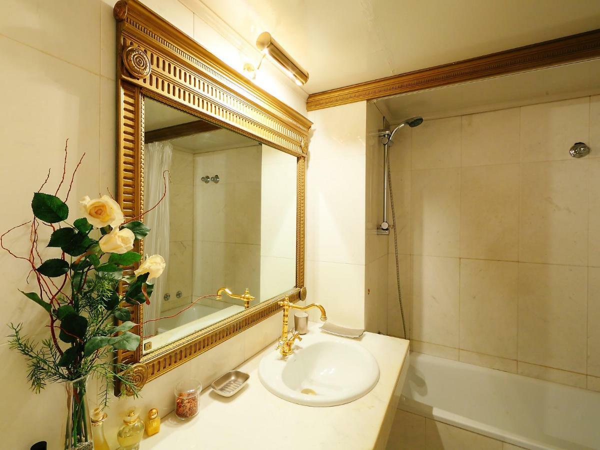 Plaza De Catalunya - Pso- De Gracia By Interhome Apartment